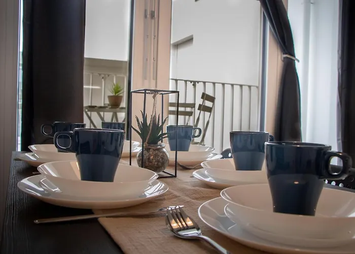 Flat2go Modern - Harmony Of And Nature * וינה