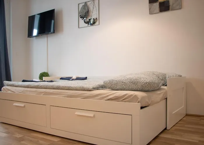 Flat2go Modern - Harmony Of And Nature